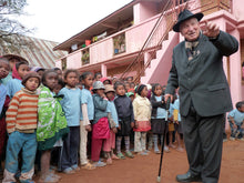 Carica l'immagine nel visualizzatore di Gallery, FINO ALLA FINE. DON PIETRO GANAPINI - Edizioni San Lorenzo