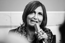 Carica l'immagine nel visualizzatore di Gallery, UNO SGUARDO DIVERSO SU DIO, La Teologia delle donne - Edizioni San Lorenzo