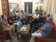 Carica l'immagine nel visualizzatore di Gallery, L'AMORE CHE NUTRE LA VITA, il Vangelo a piedi: Don GIUSTINO RUSSOLILLO - di PAOLO GRECO - Edizioni San Lorenzo