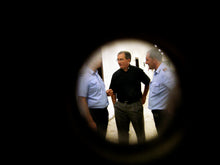 Carica l'immagine nel visualizzatore di Gallery, Francesco Fiorino, Tra sorrisi e lotte - Edizioni San Lorenzo