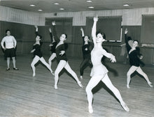 Carica l&#39;immagine nel visualizzatore di Gallery, TEORIA DEL BALLETTO PER INSEGNANTI  DI DANZA CLASSICA Compendio elaborato - LILIANA COSI - Edizioni San Lorenzo
